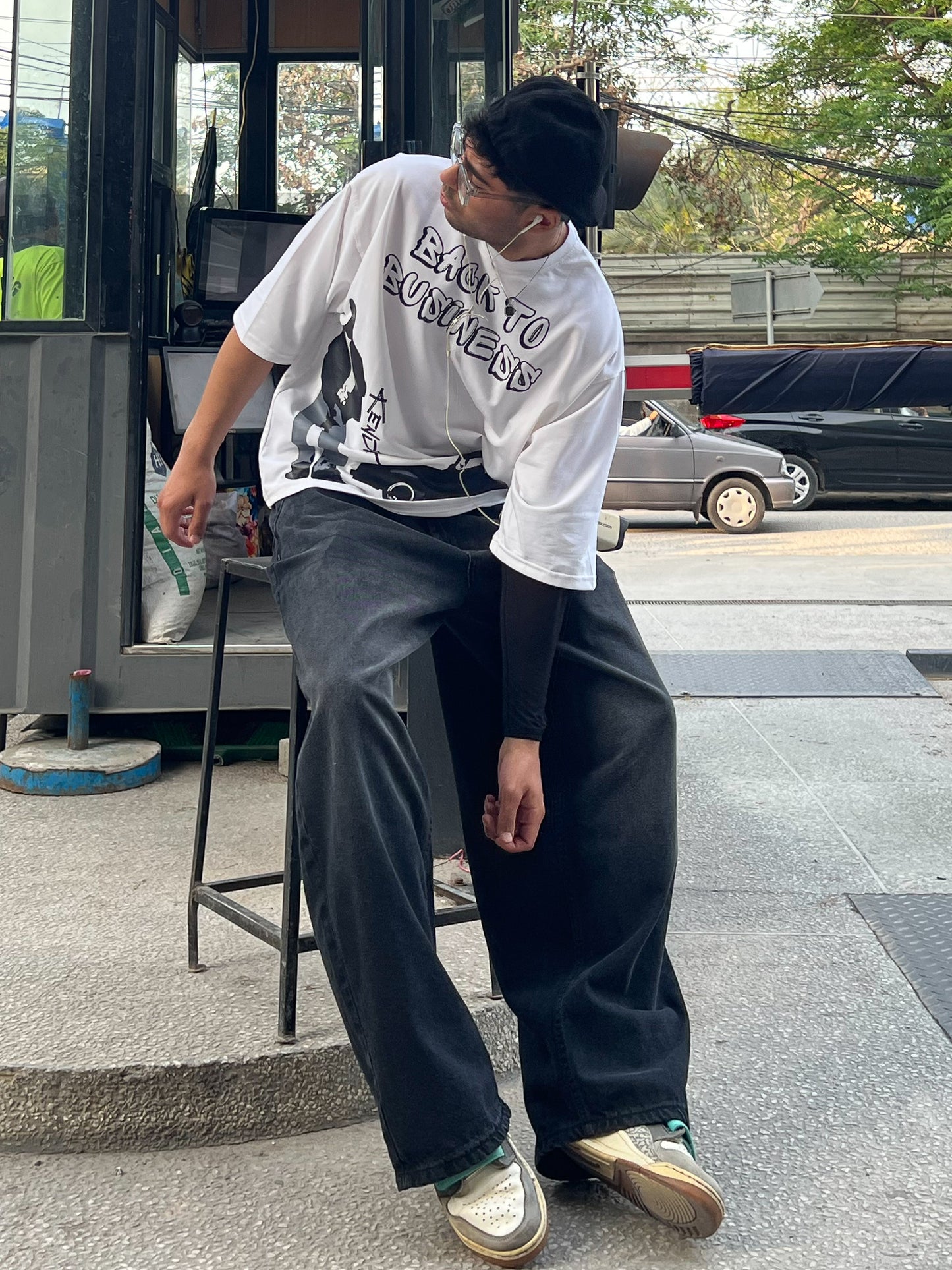 "BACK TO BUSINESS" OVERSIZED TEE